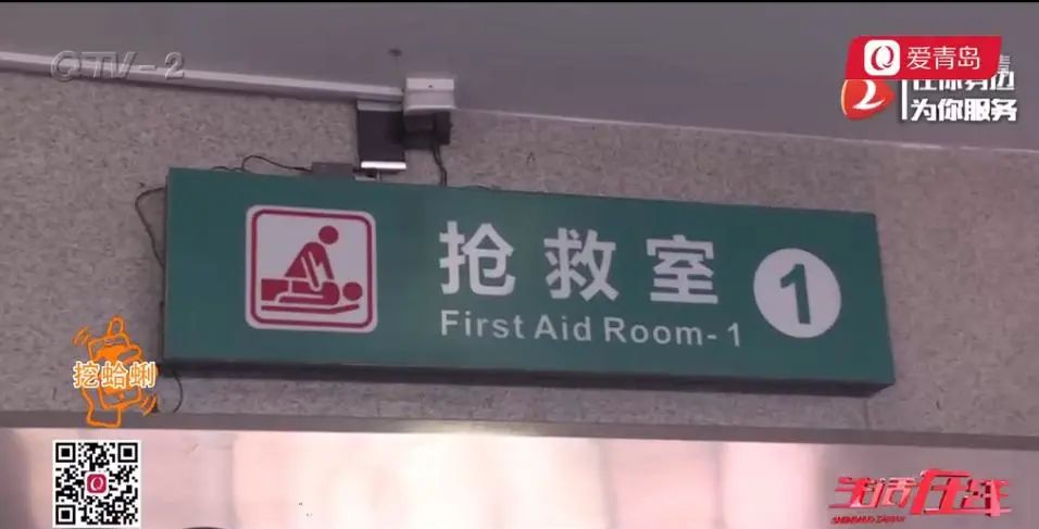 DƬ